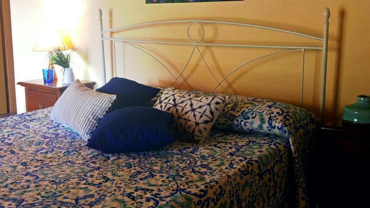 Casa Il Faro Villa Con Piscina カステルモーラ エクステリア 写真