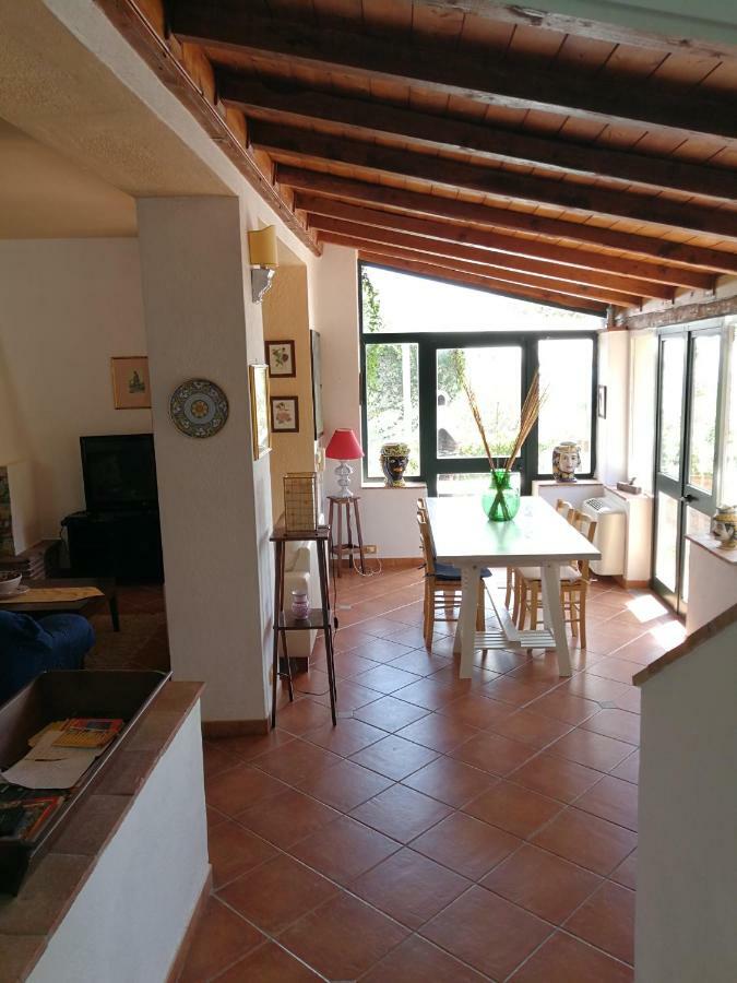 Casa Il Faro Villa Con Piscina カステルモーラ エクステリア 写真